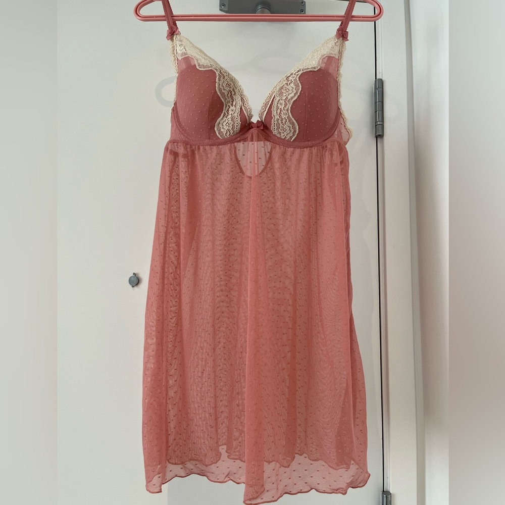 Lace Trim Blush Bra ( Brand New w/o Tag )